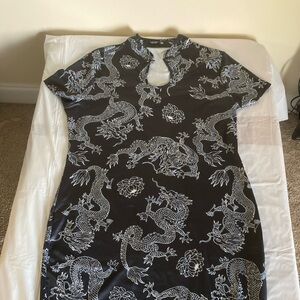 Dragon print Mandarin collared body con dress